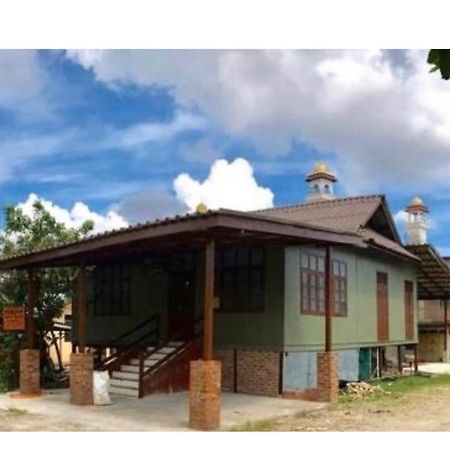 Sarah Guesthouse Kuala Terengganu Dış mekan fotoğraf
