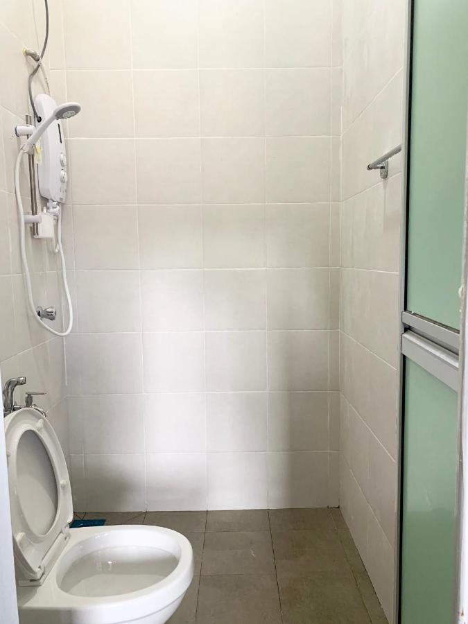 Sarah Guesthouse Kuala Terengganu Dış mekan fotoğraf
